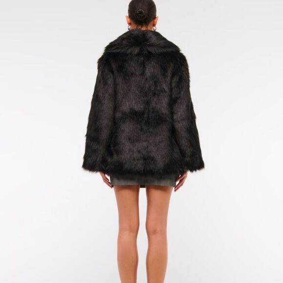 🔥 Abercrombie and fish Shawl Collar Faux Fur Coat Sz XXS new - Picture 7 of 9